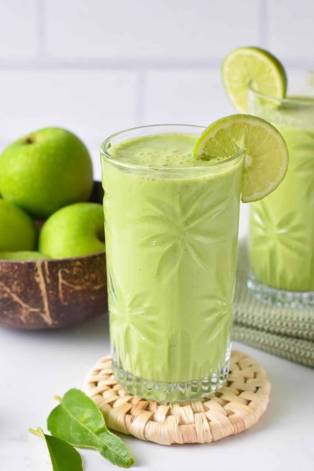 GREEN APPLE SMOOTHIE